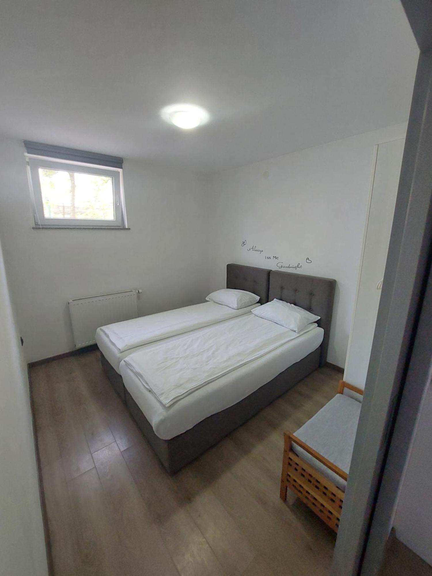 Spring Apt With Garden And Free Secure Parking Apartment Domžale Екстериор снимка